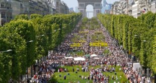 Apple-Champs-Elysees-AppleStore