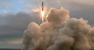 Rocket-Lab-Lift-off-Mahia-Peninsula-Nouvelle-Zelande